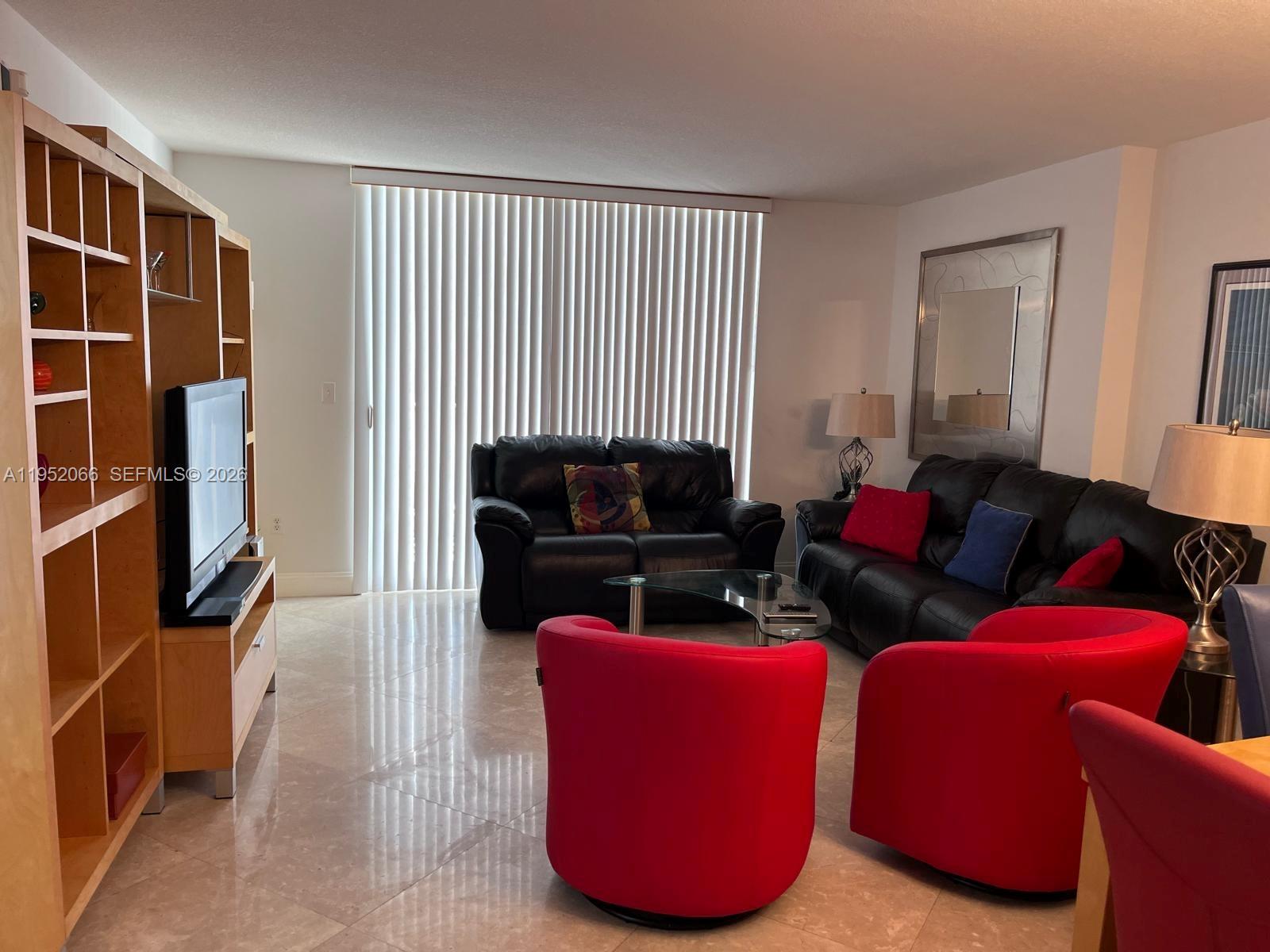 1200 Brickell Bay Dr #3921, Miami FL 33131