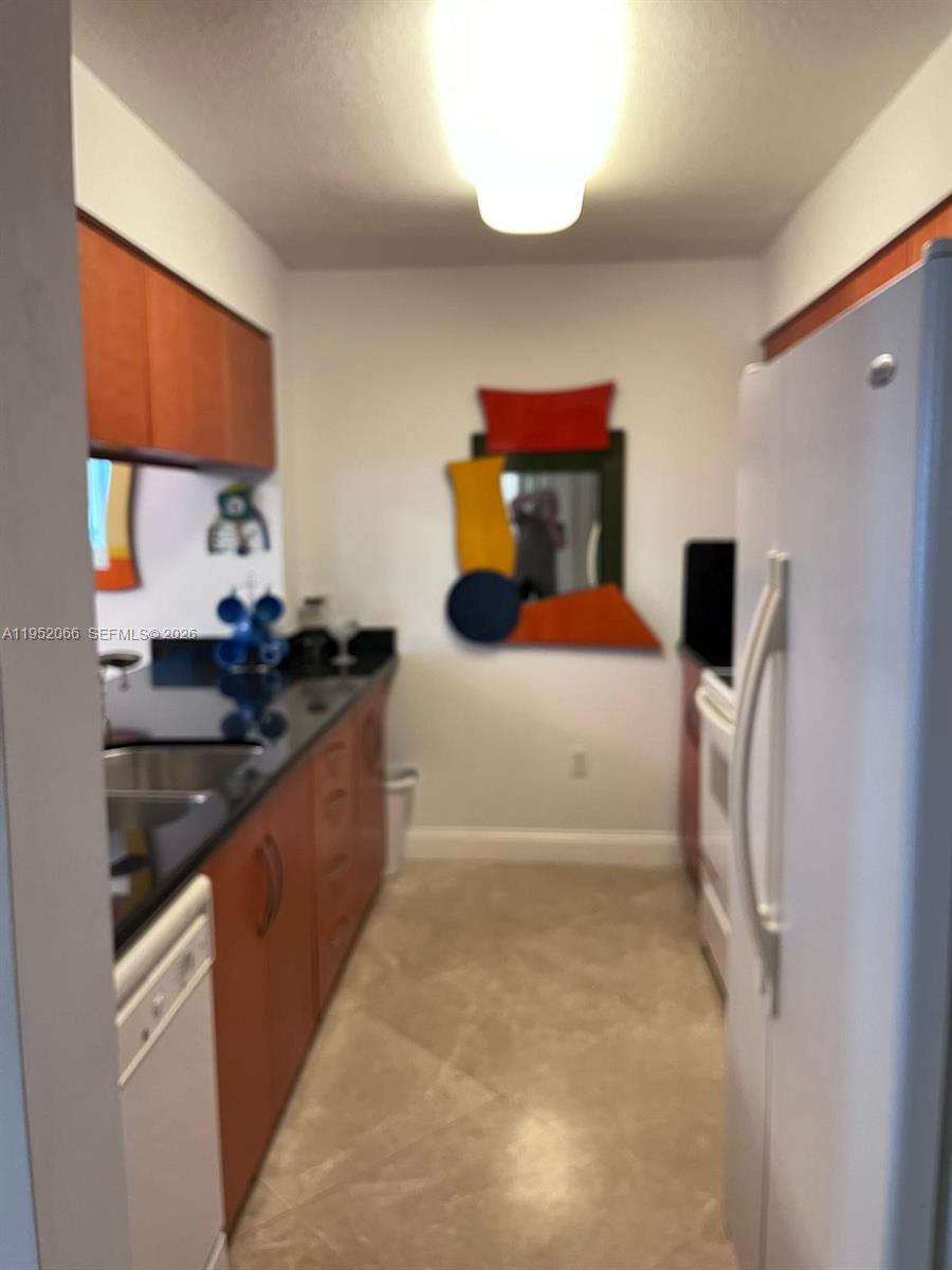 1200 Brickell Bay Dr #3921, Miami FL 33131