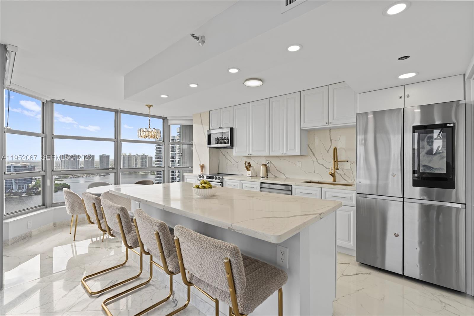 3500 Mystic Pointe Dr #2908, Aventura FL 33180
