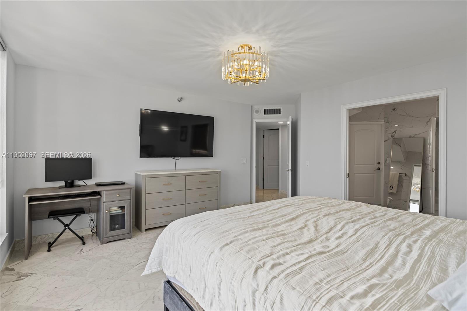 3500 Mystic Pointe Dr #2908, Aventura FL 33180