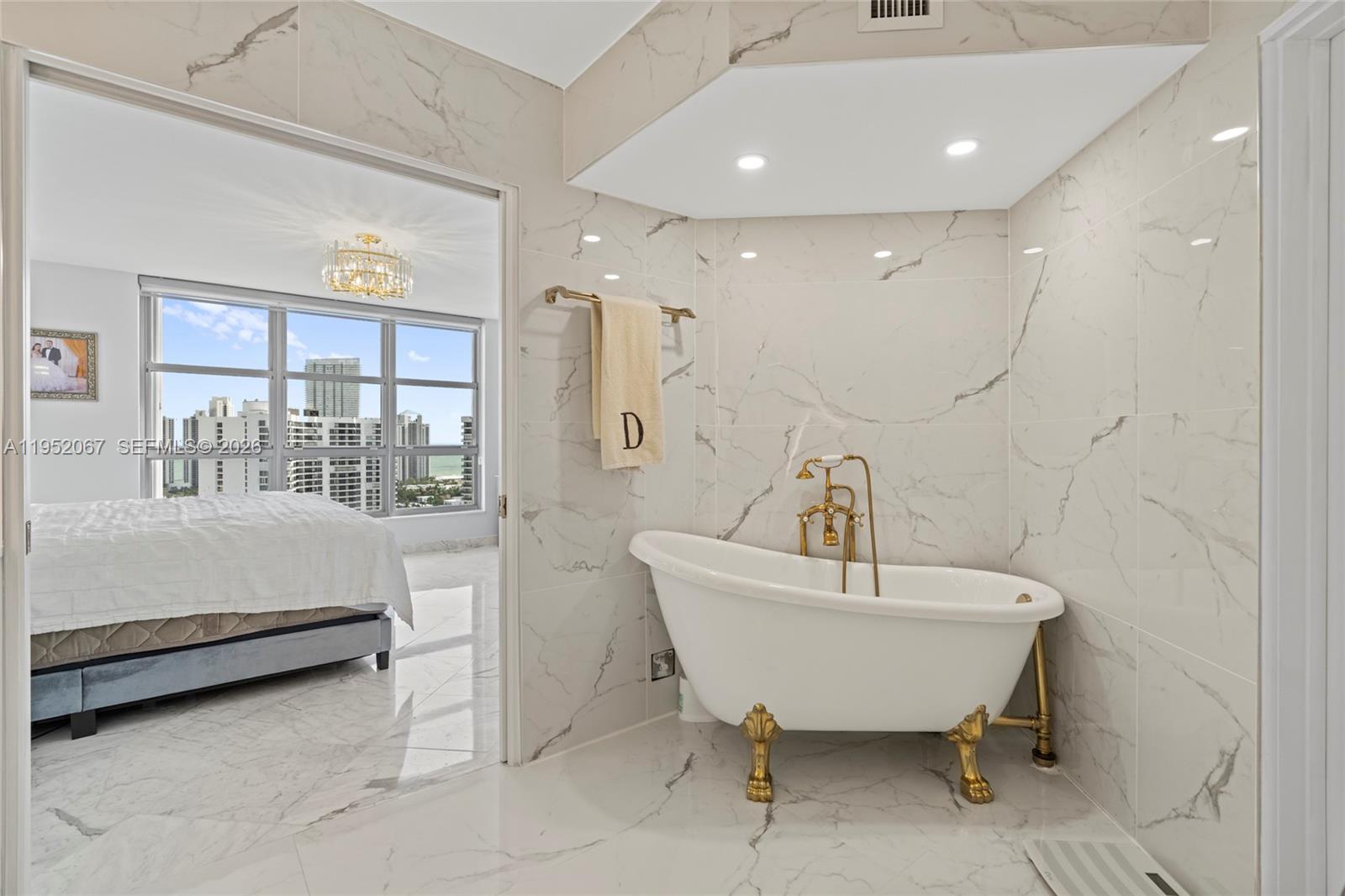 3500 Mystic Pointe Dr #2908, Aventura FL 33180