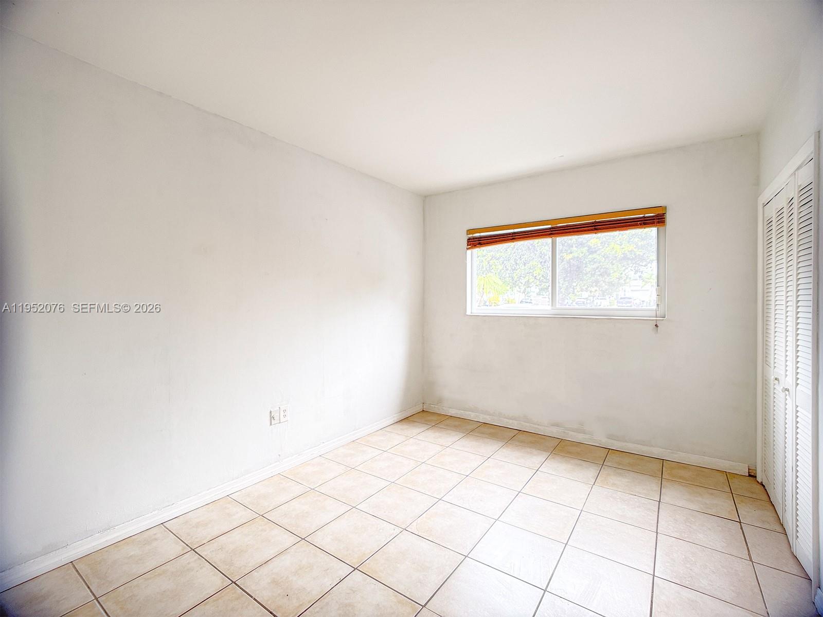 2430 NE 135th St #101, North Miami FL 33181