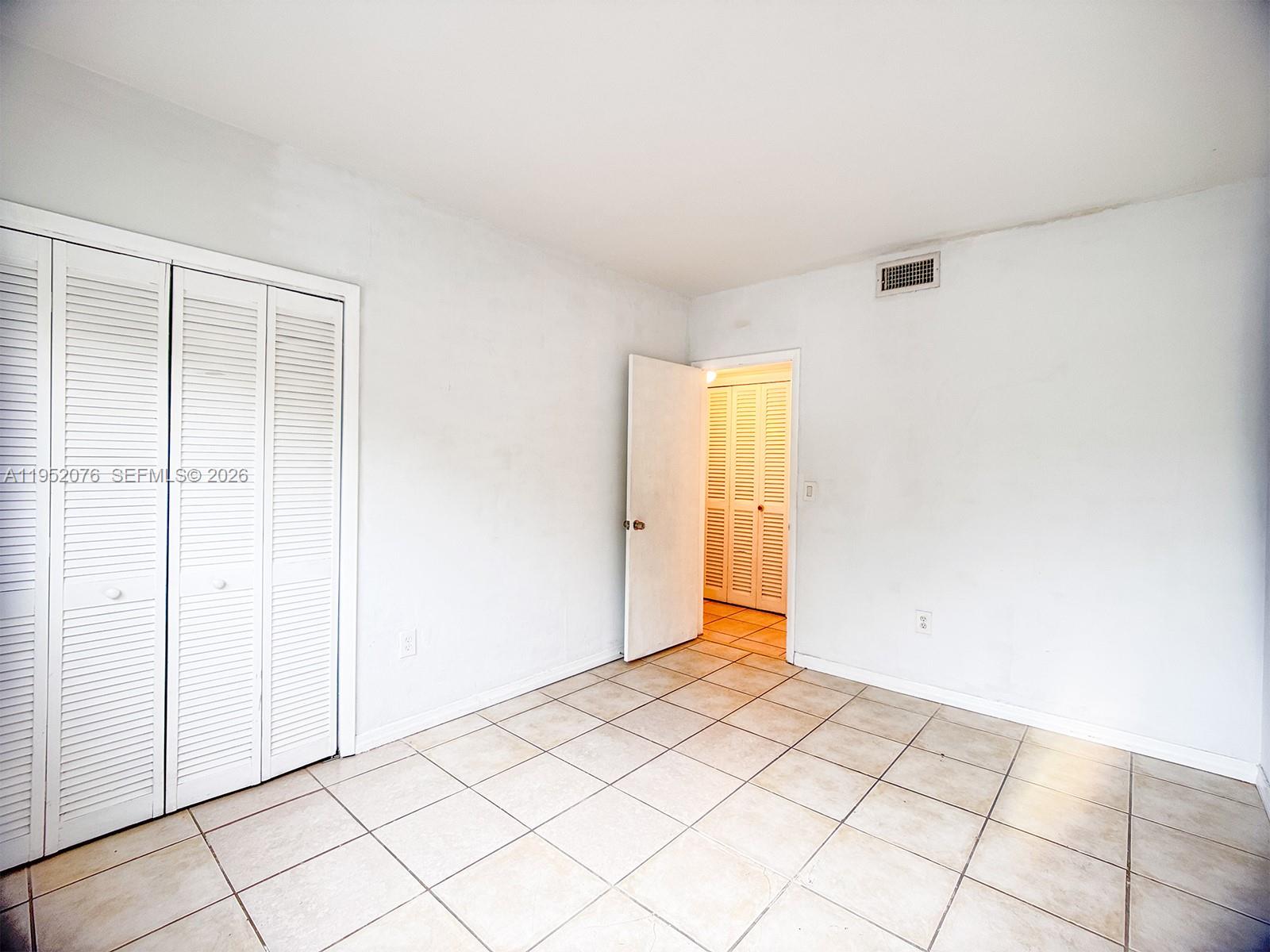 2430 NE 135th St #101, North Miami FL 33181