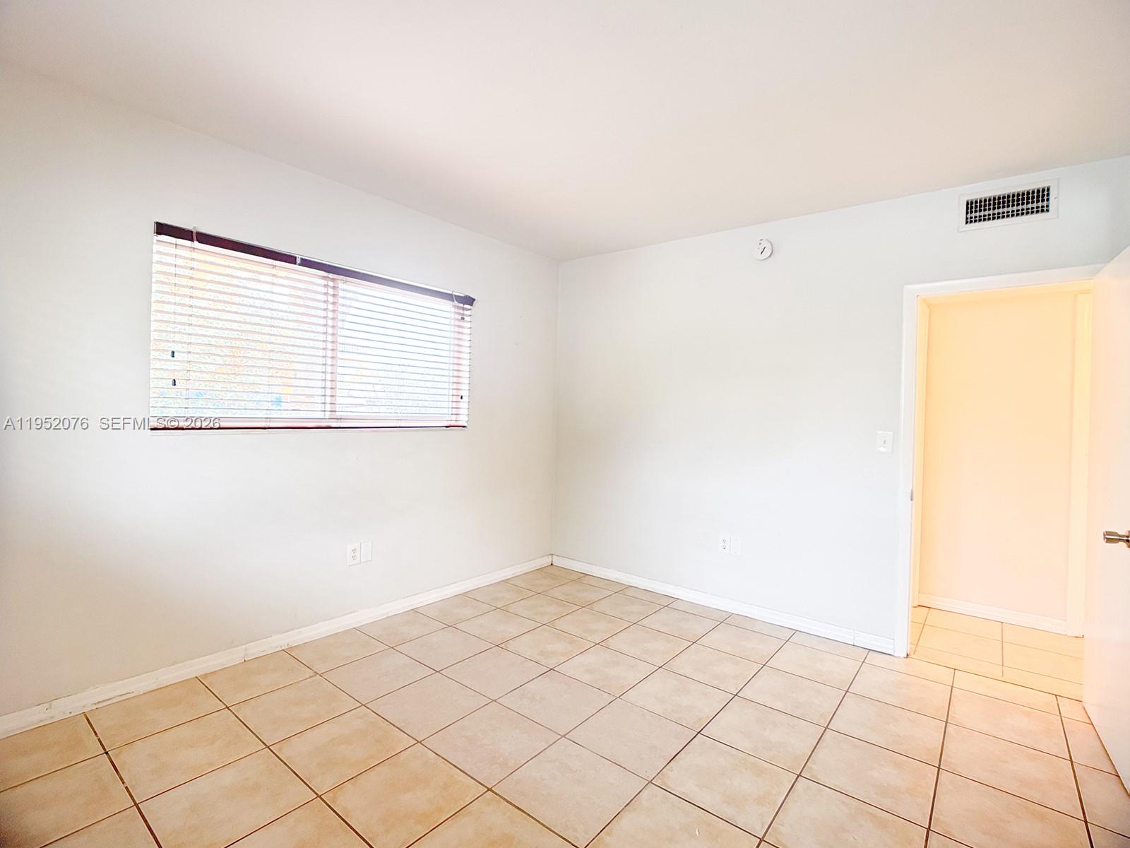 2430 NE 135th St #101, North Miami FL 33181