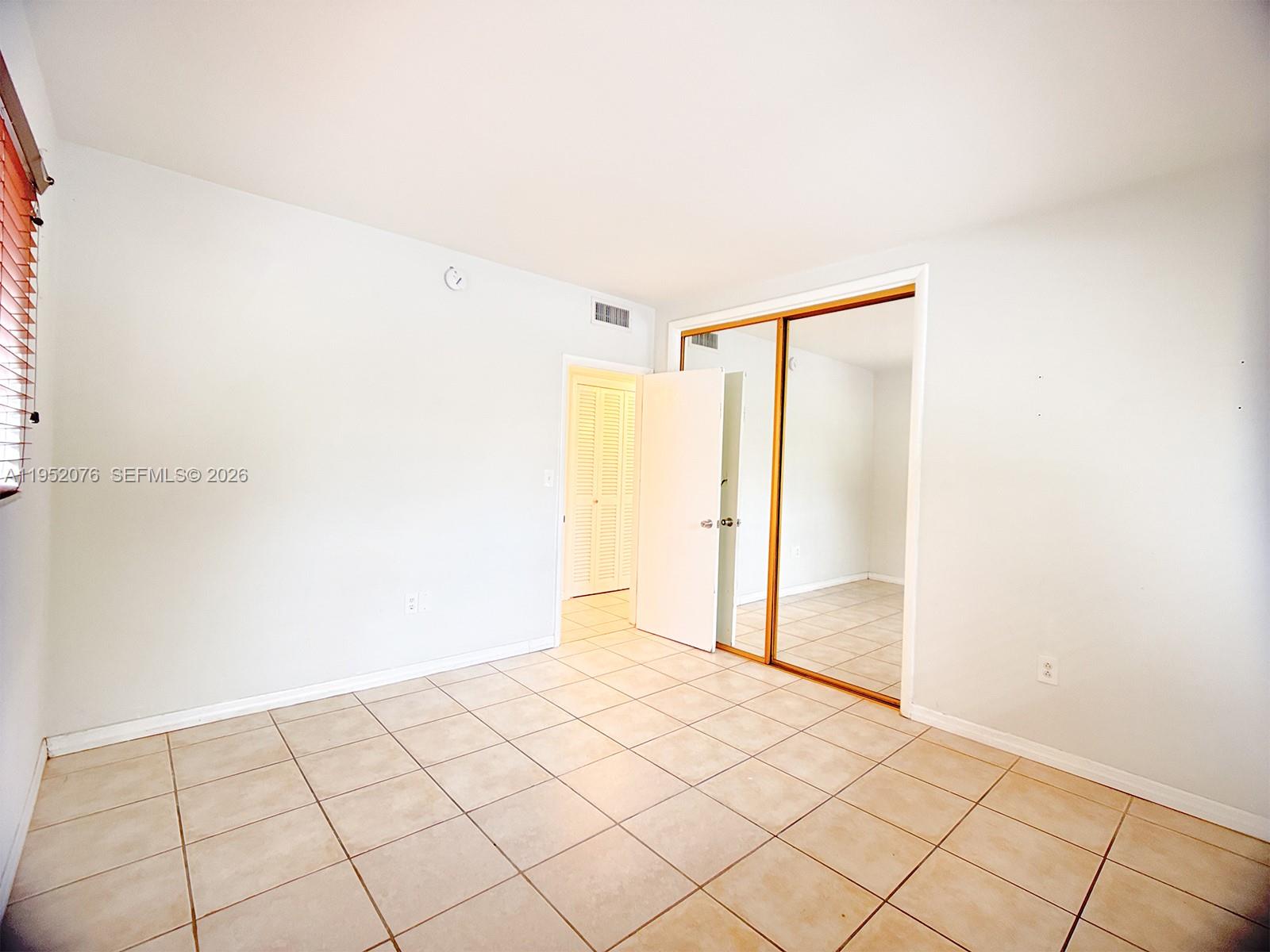 2430 NE 135th St #101, North Miami FL 33181