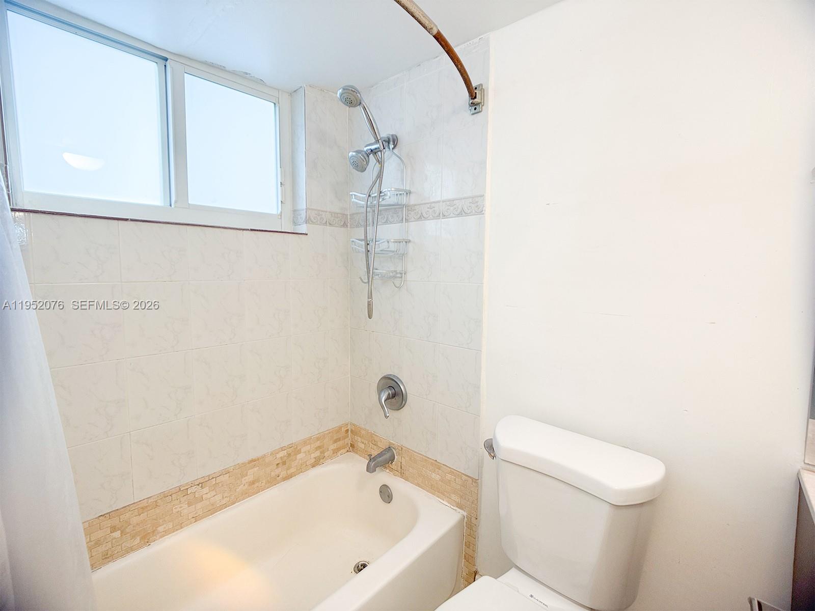 2430 NE 135th St #101, North Miami FL 33181