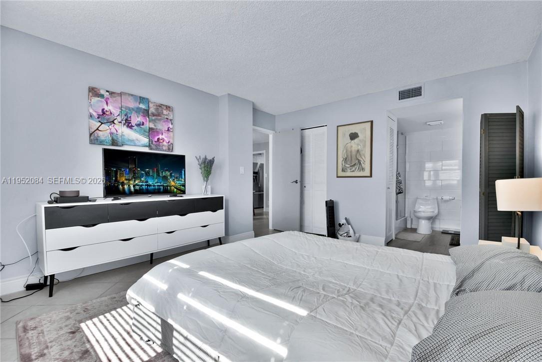 2999 NW 48th Ave #438, Lauderdale Lakes FL 33313