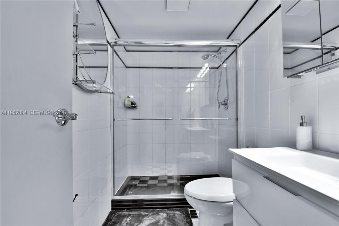 2999 NW 48th Ave #438, Lauderdale Lakes FL 33313