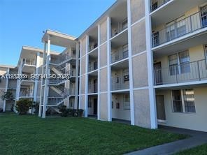 2999 NW 48th Ave #438, Lauderdale Lakes FL 33313