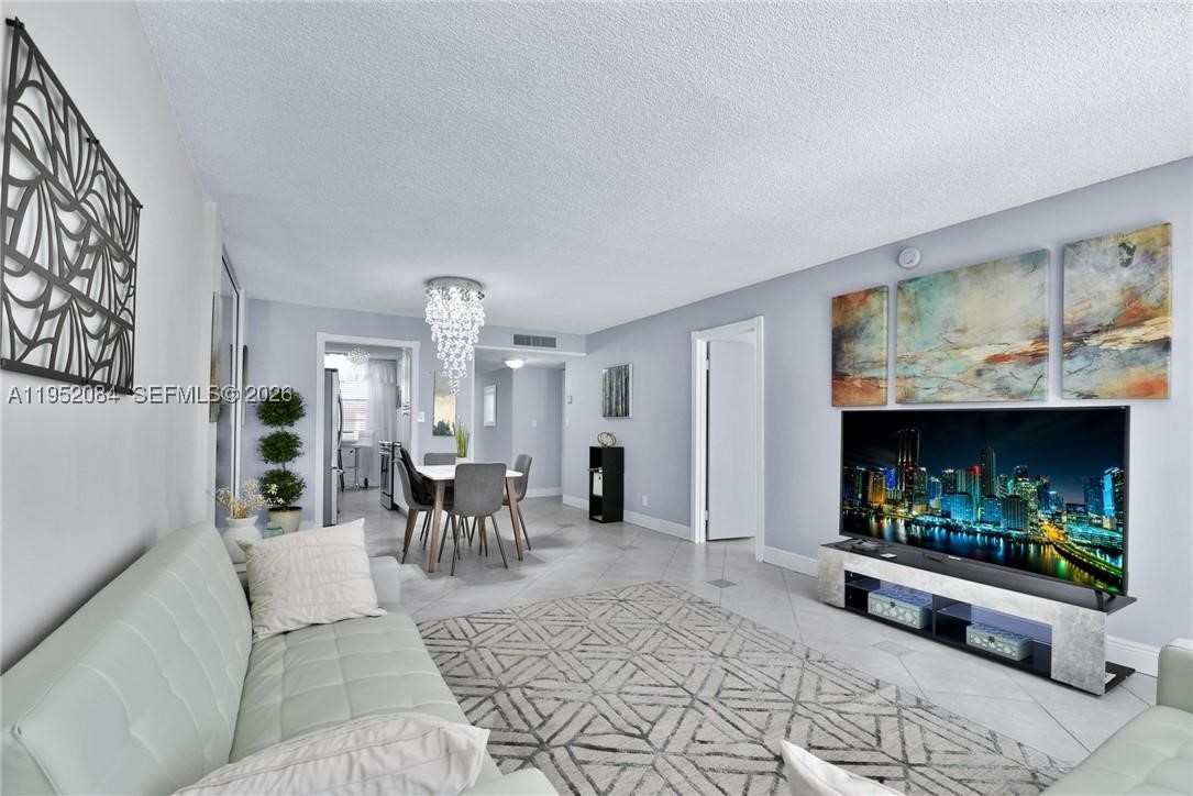 2999 NW 48th Ave #438, Lauderdale Lakes FL 33313