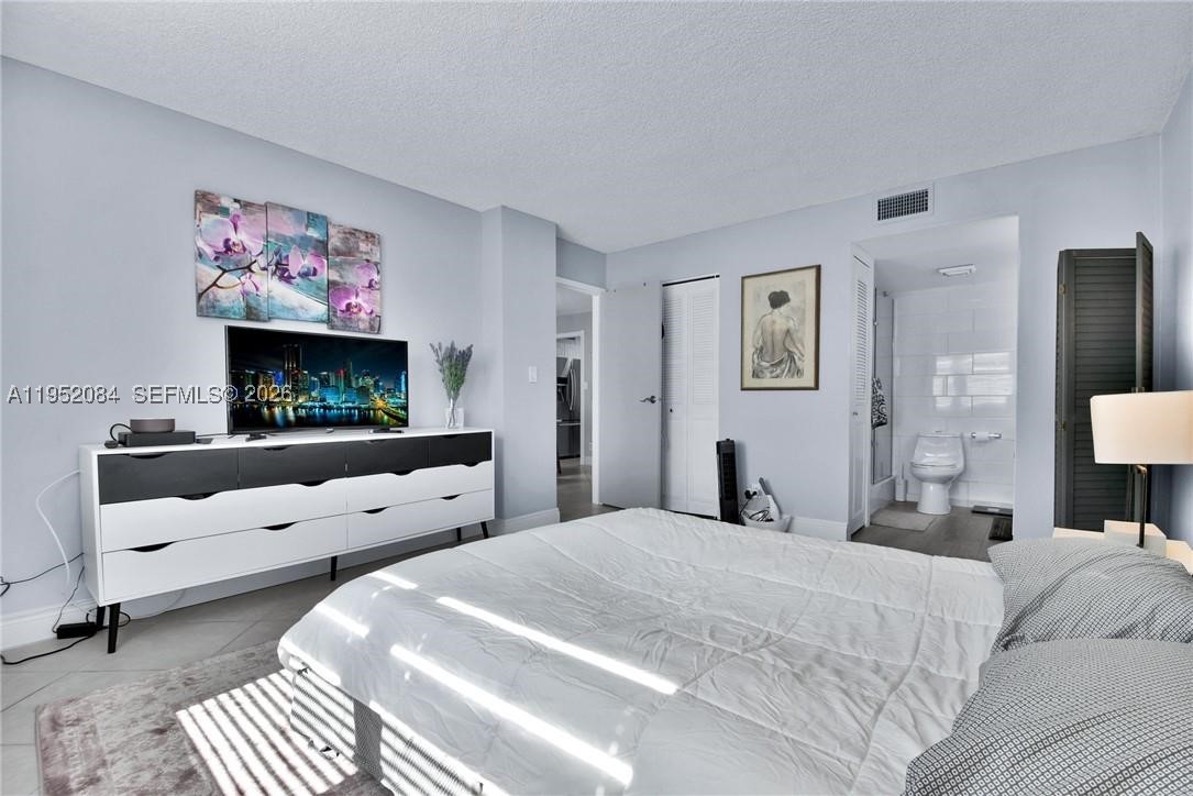 2999 NW 48th Ave #438, Lauderdale Lakes FL 33313