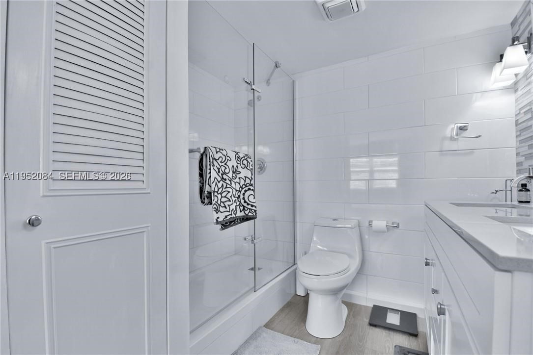 2999 NW 48th Ave #438, Lauderdale Lakes FL 33313