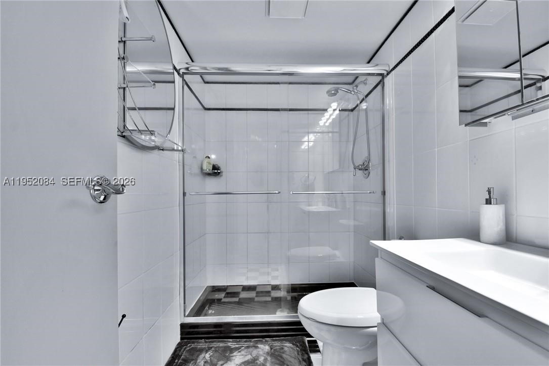 2999 NW 48th Ave #438, Lauderdale Lakes FL 33313