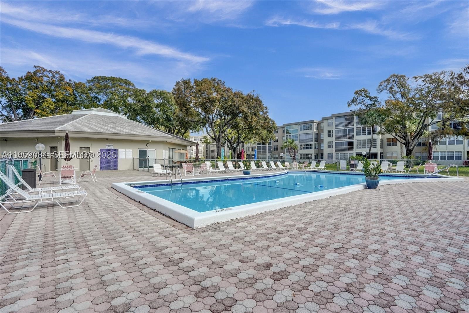 2999 NW 48th Ave #438, Lauderdale Lakes FL 33313