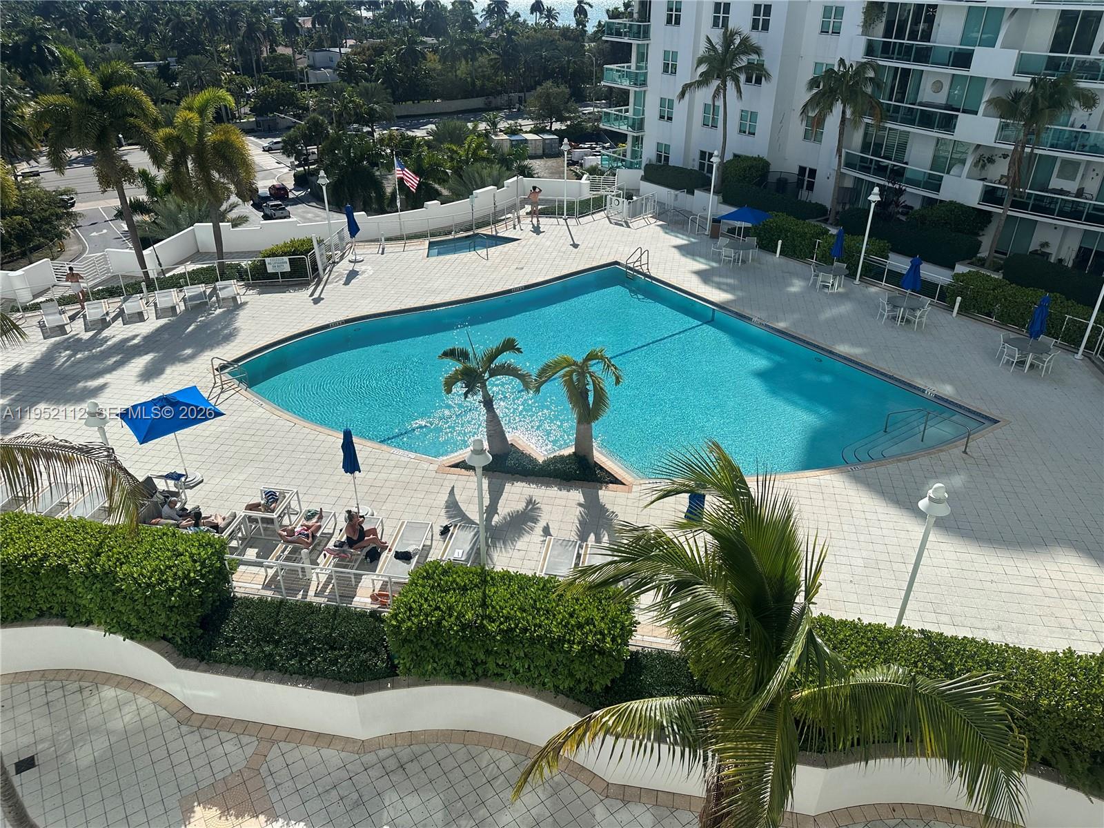 7900 Harbor Island Dr #906, North Bay Village FL 33141