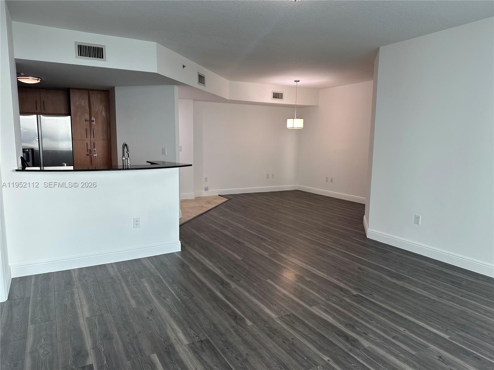 7900 Harbor Island Dr #906, North Bay Village FL 33141