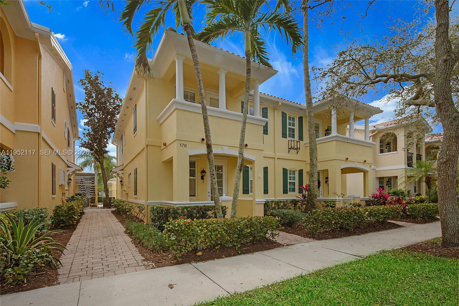 178 Soriano Dr, Jupiter FL 33458