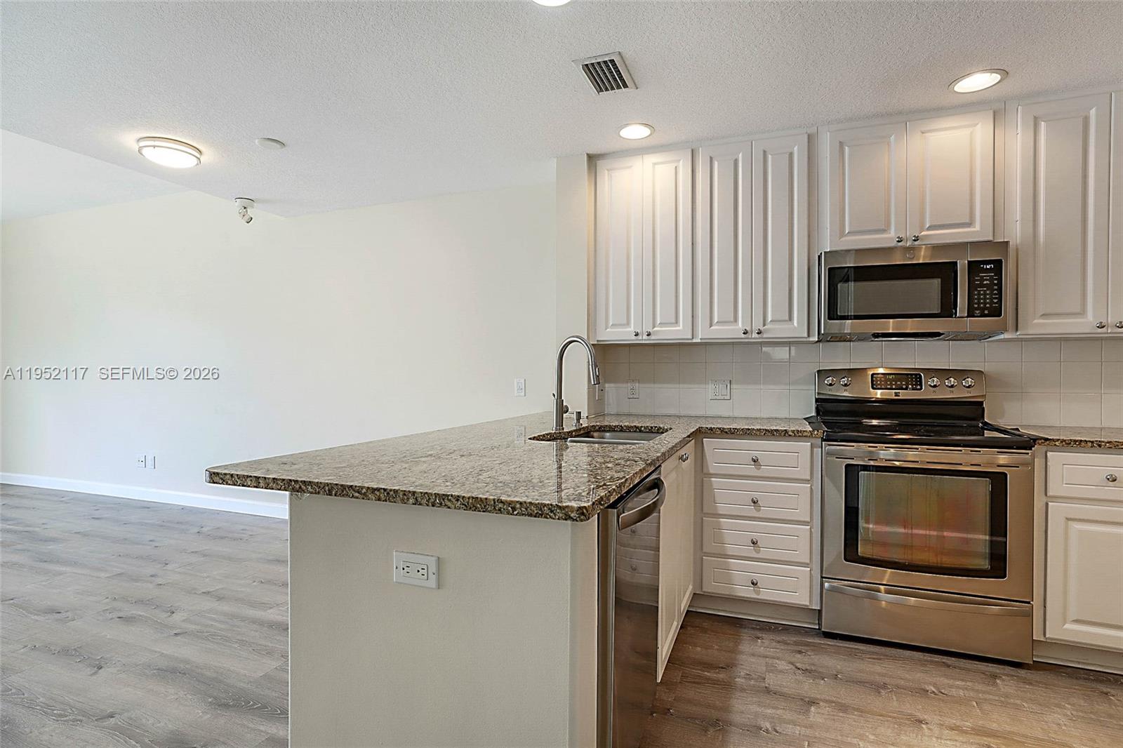 178 Soriano Dr, Jupiter FL 33458