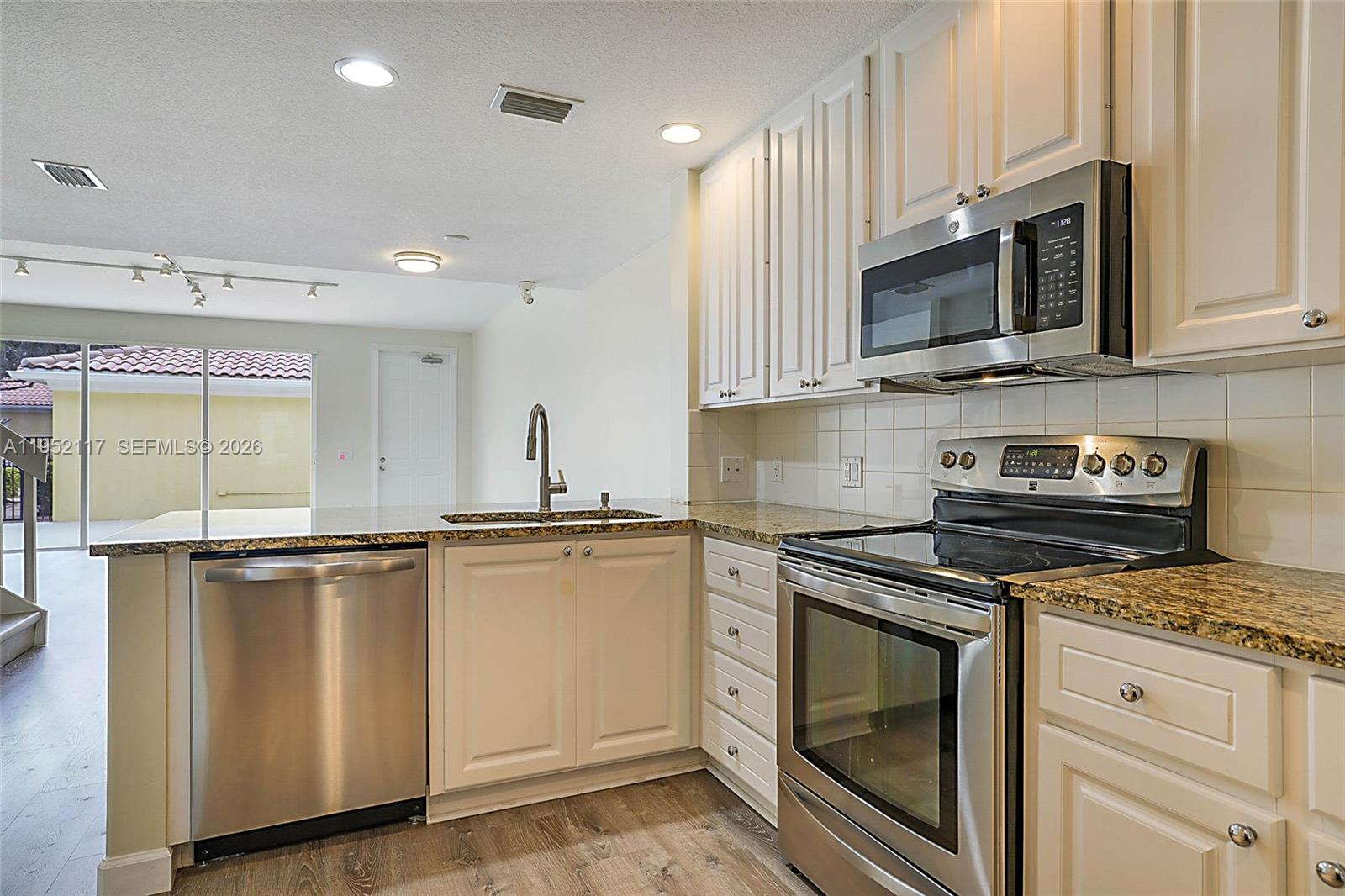 178 Soriano Dr, Jupiter FL 33458