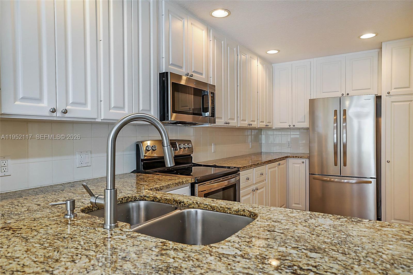 178 Soriano Dr, Jupiter FL 33458