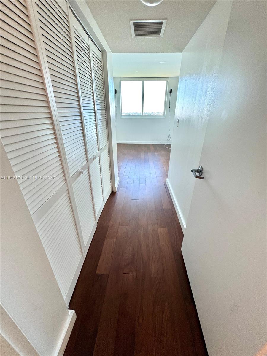 1800 N Bayshore Dr #2903, Miami FL 33132