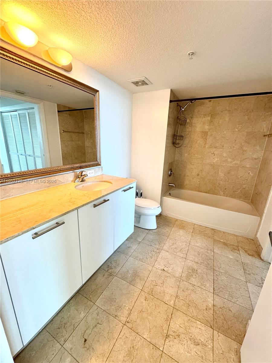 1800 N Bayshore Dr #2903, Miami FL 33132