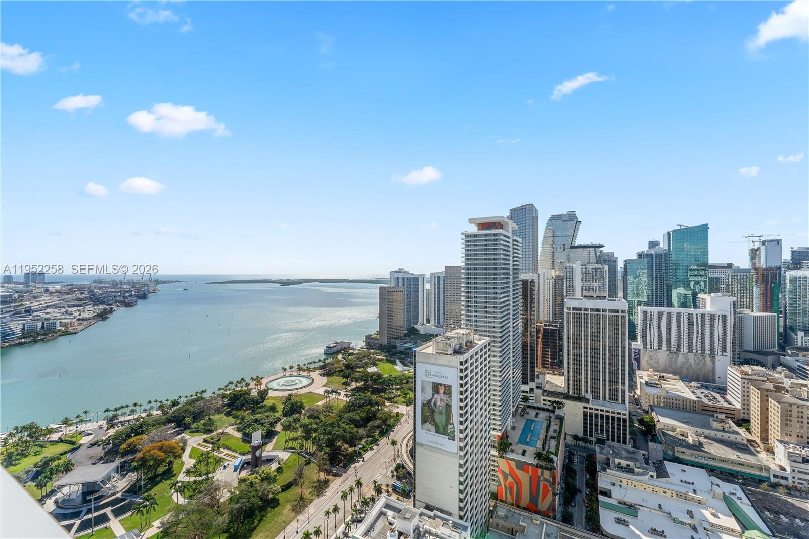 244 Biscayne Blvd #4407, Miami FL 33132