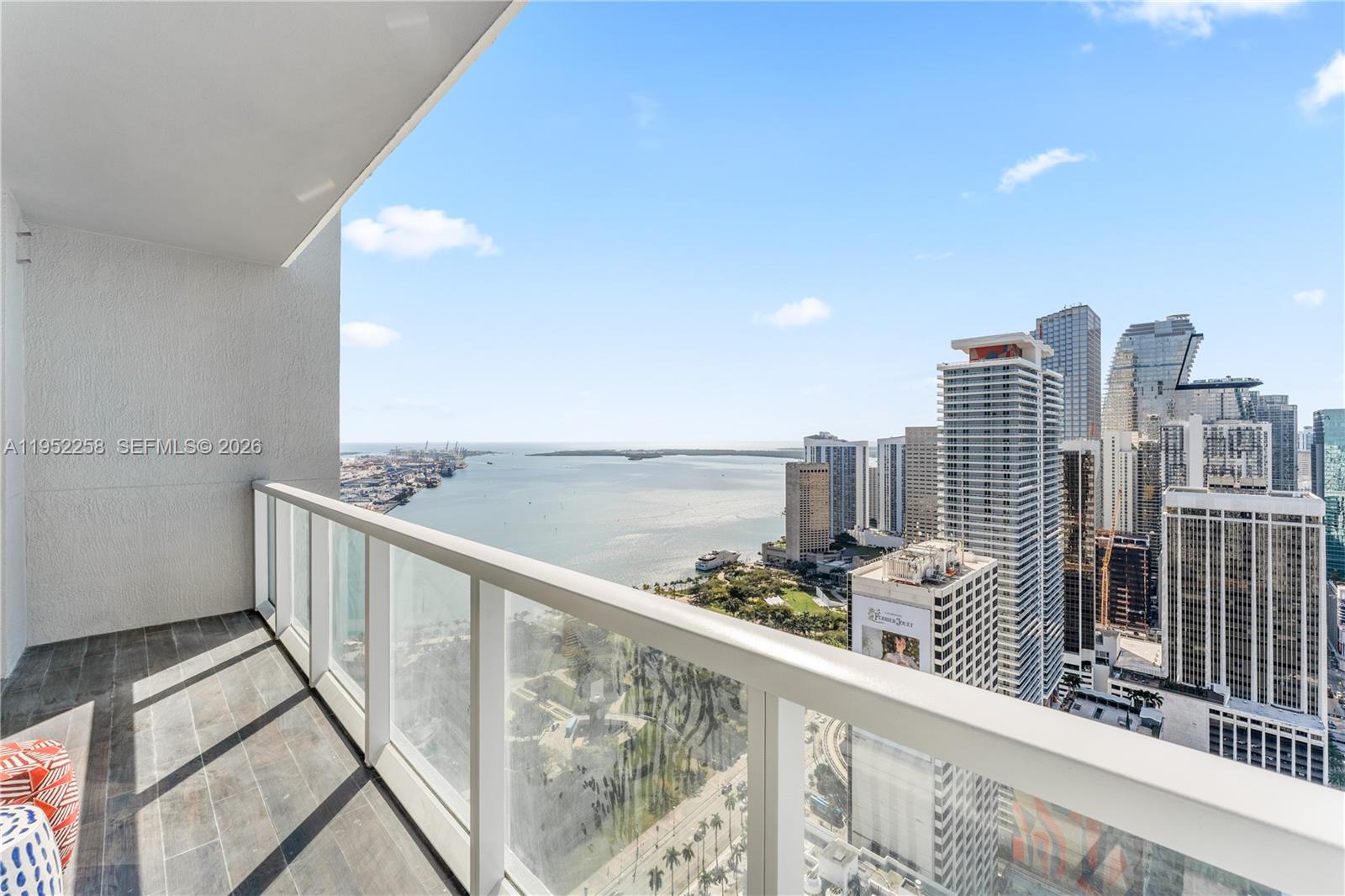 244 Biscayne Blvd #4407, Miami FL 33132