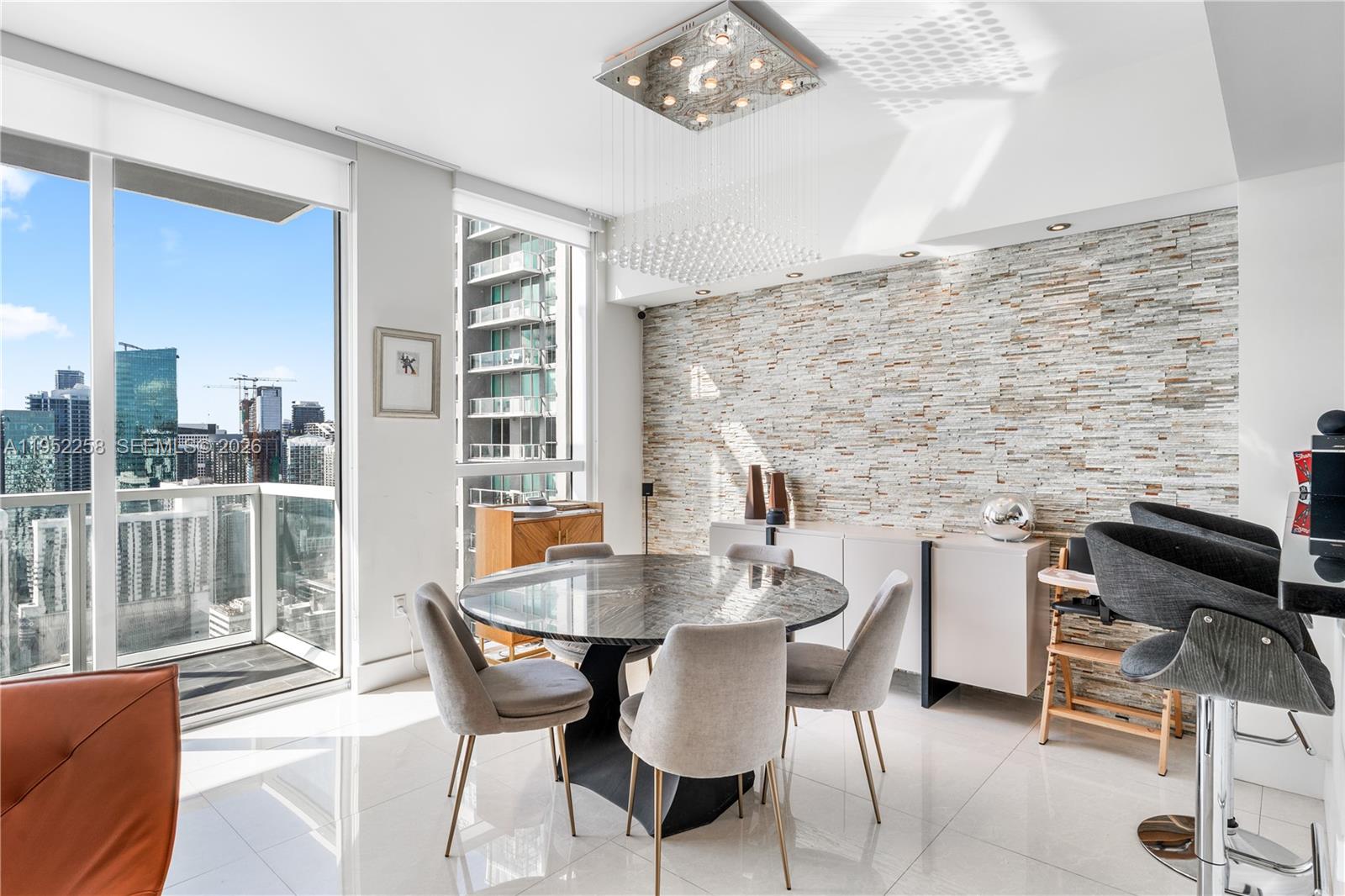 244 Biscayne Blvd #4407, Miami FL 33132