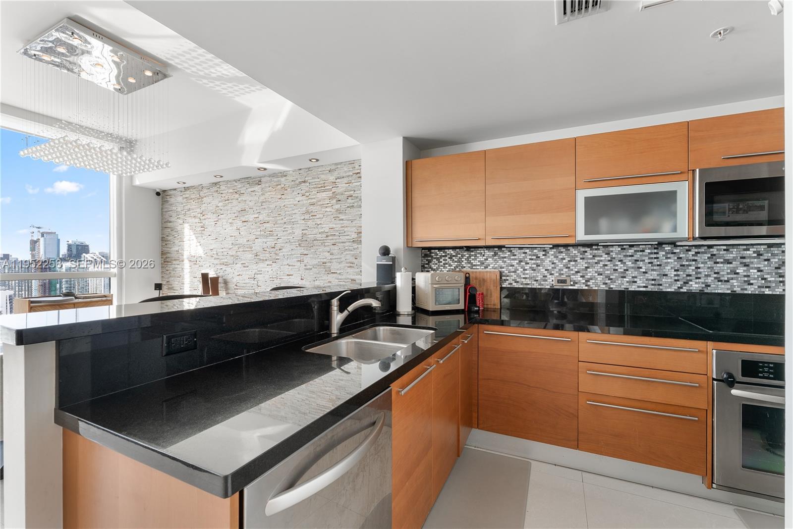 244 Biscayne Blvd #4407, Miami FL 33132