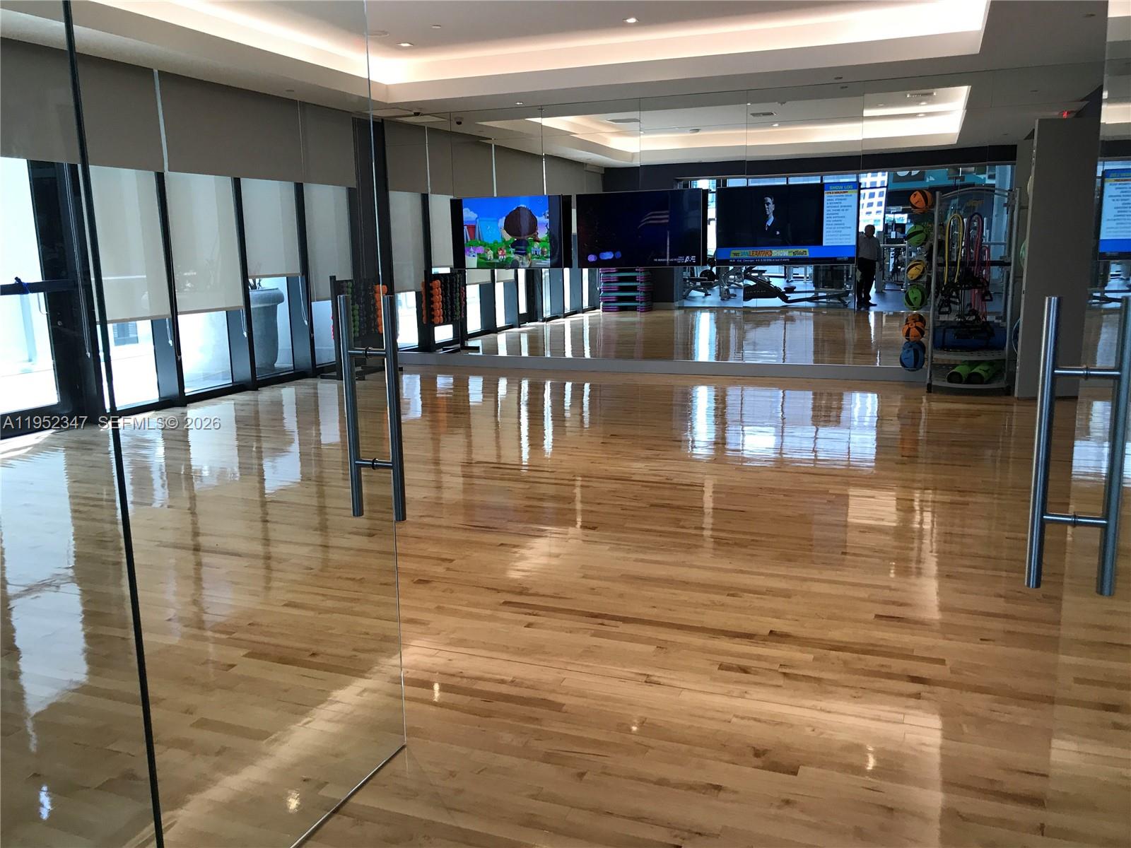 1010 BRICKELL AVE #2110, Miami FL 33131
