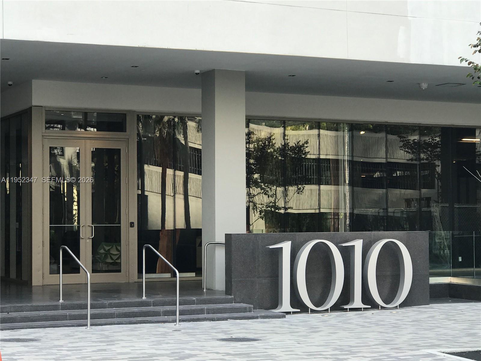 1010 BRICKELL AVE #2110, Miami FL 33131