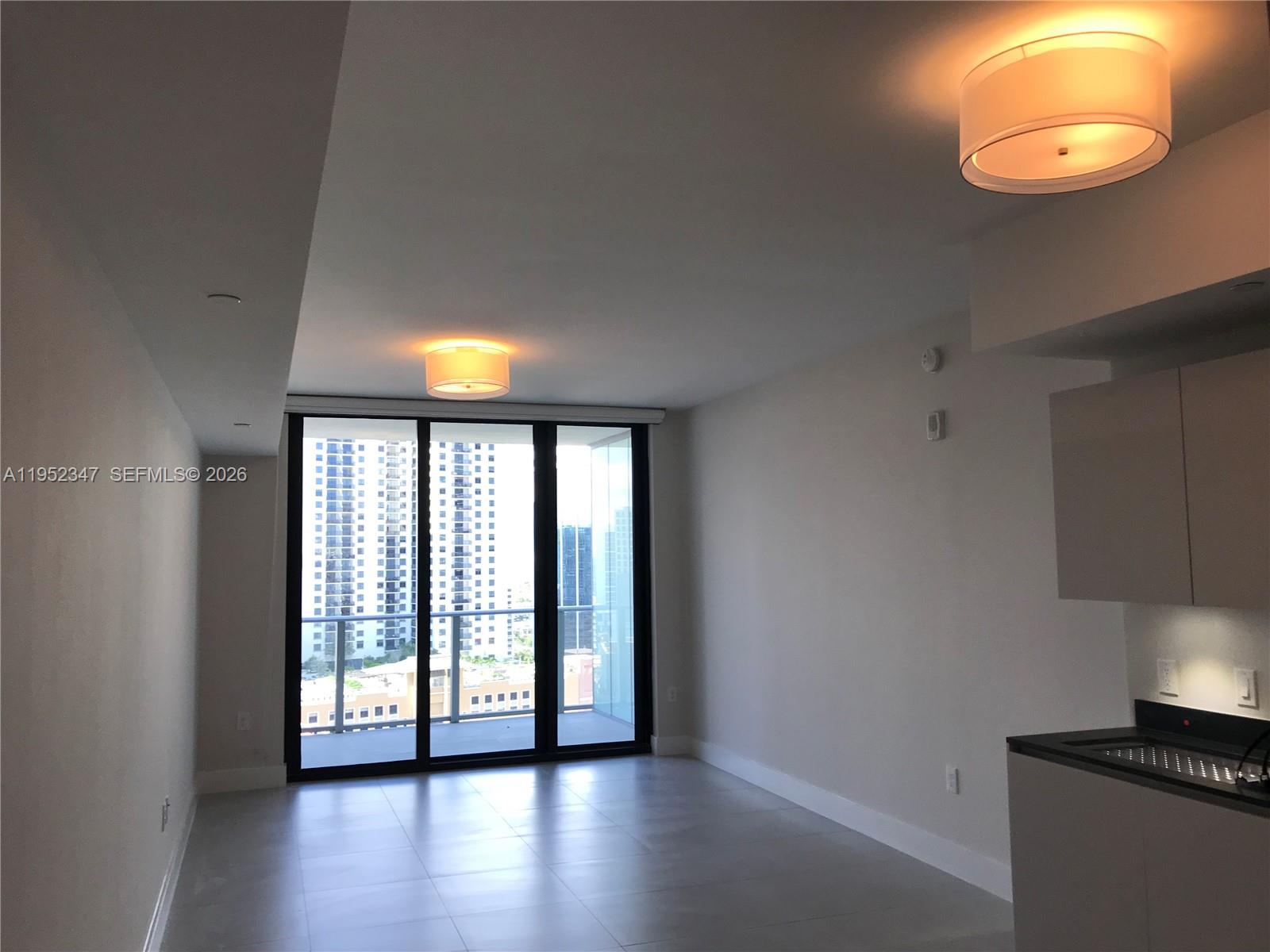 1010 BRICKELL AVE #2110, Miami FL 33131