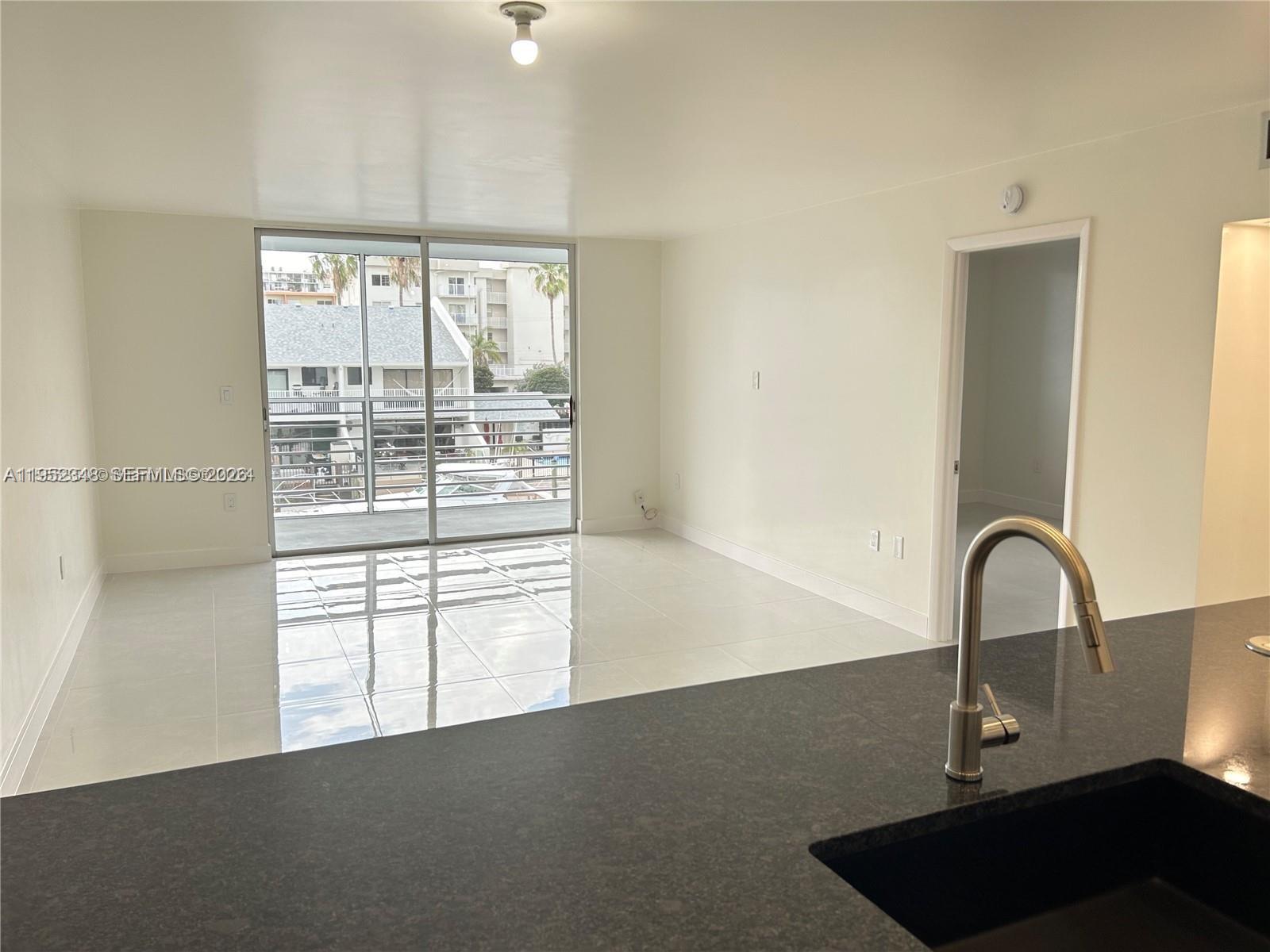 3550 NE 169th St #304, North Miami Beach FL 33160