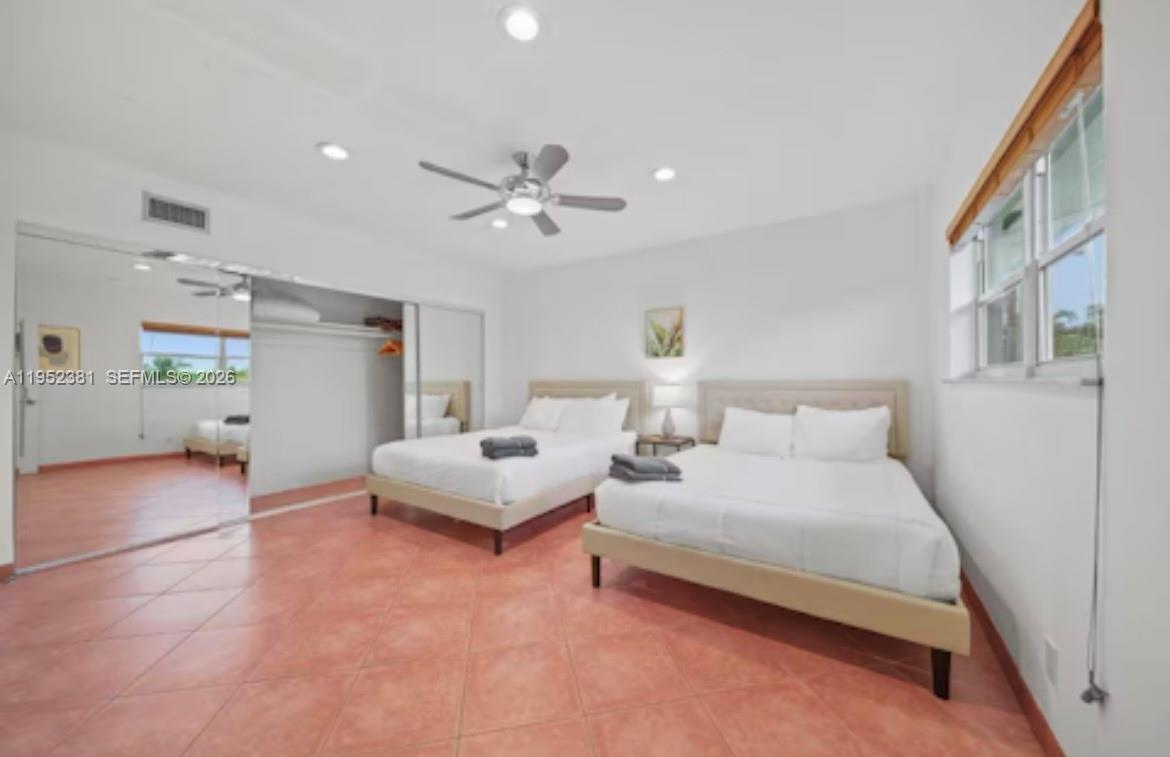 2424 NE 9th St #307, Fort Lauderdale FL 33304
