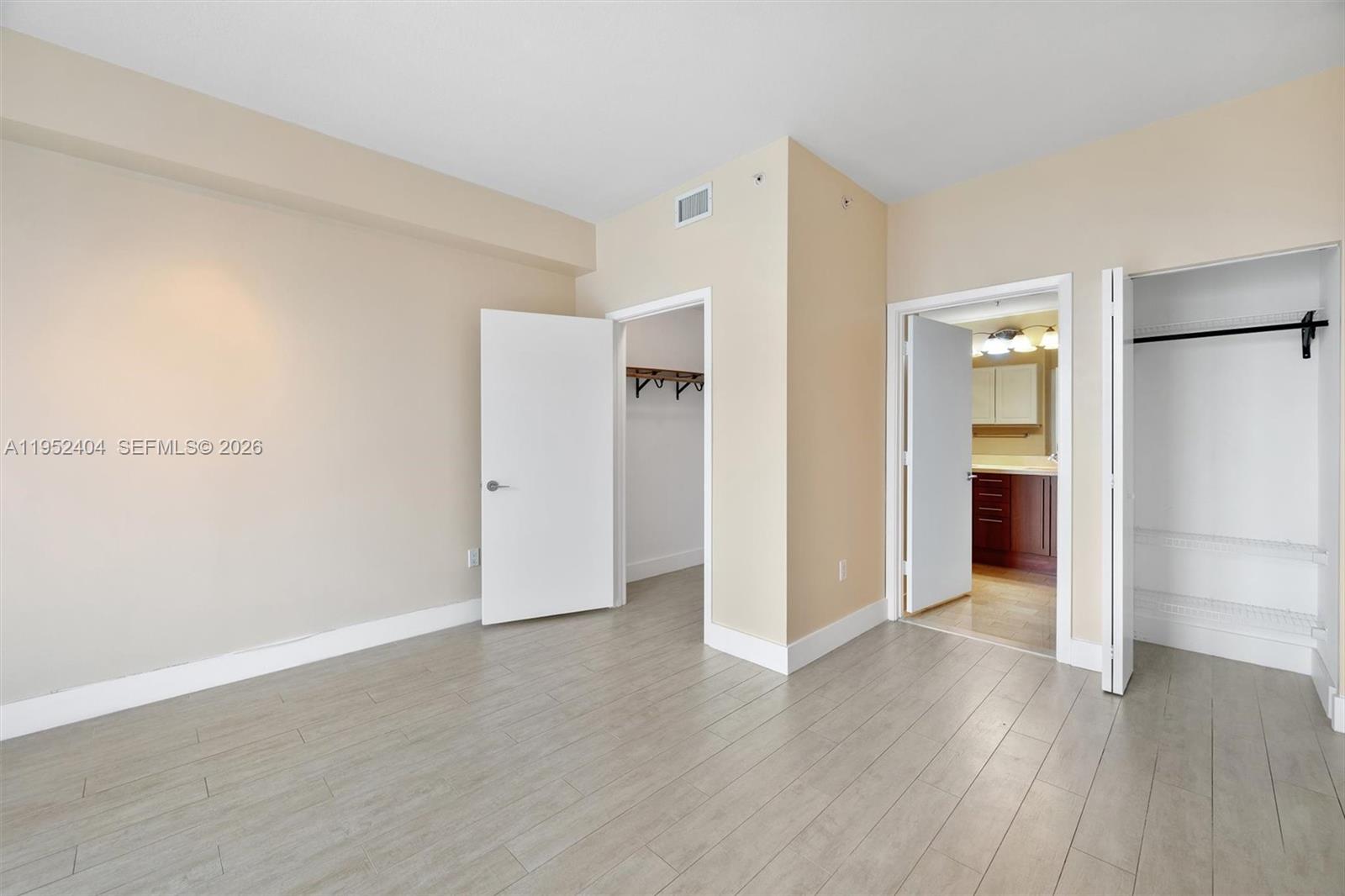 79 SW 12th St #4004S, Miami FL 33130