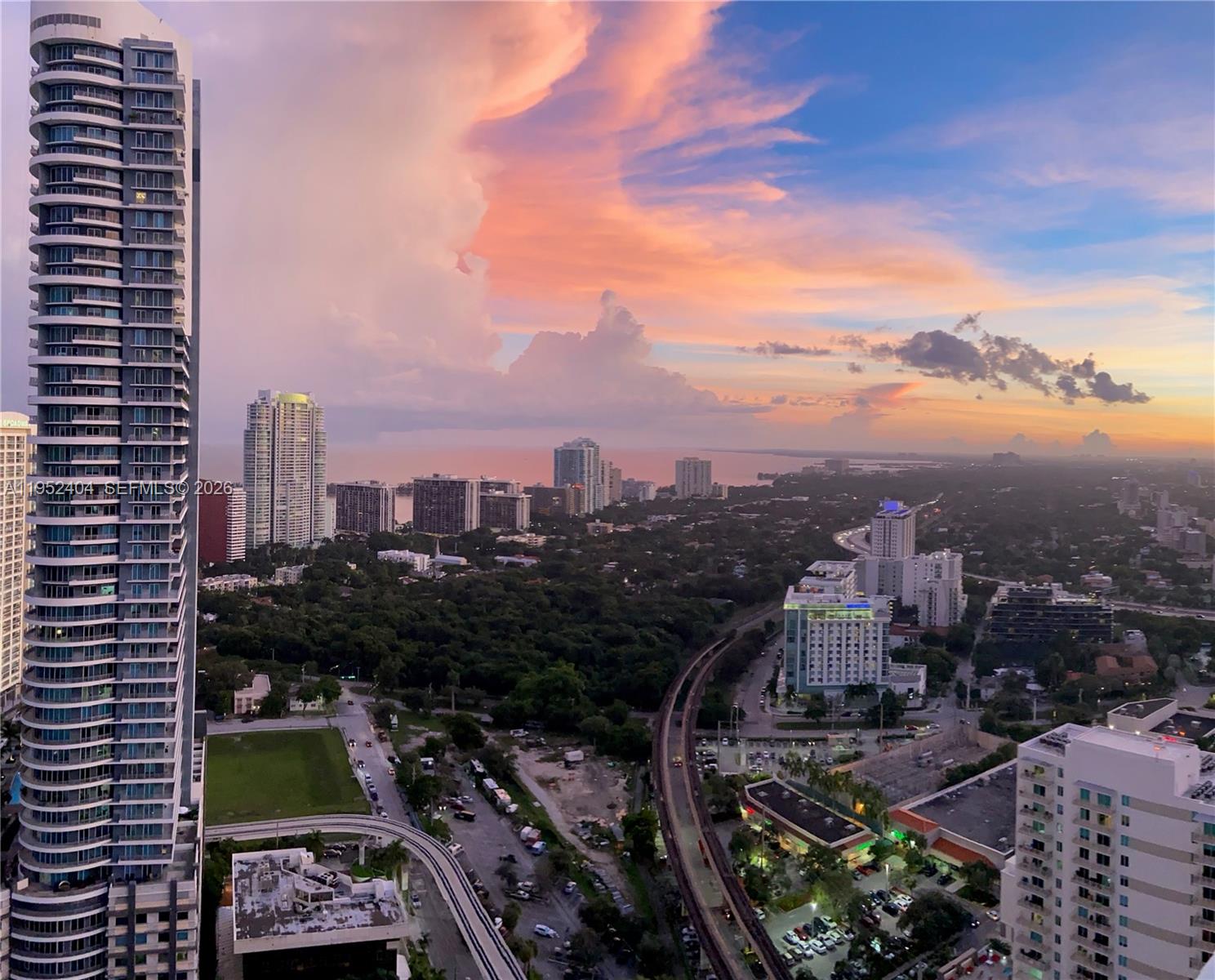 79 SW 12th St #4004S, Miami FL 33130