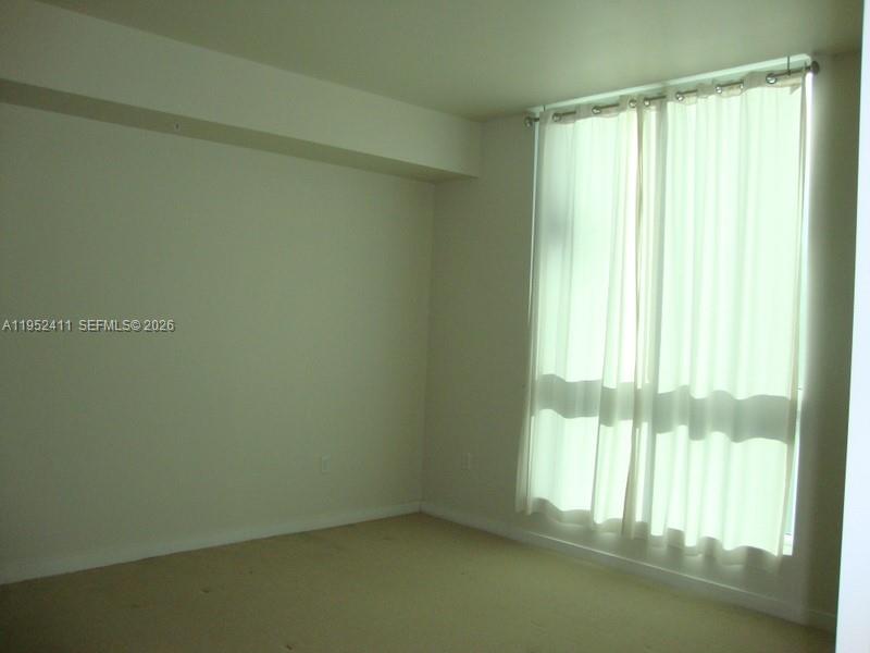 300 S Biscayne Blvd #T-3009, Miami FL 33131