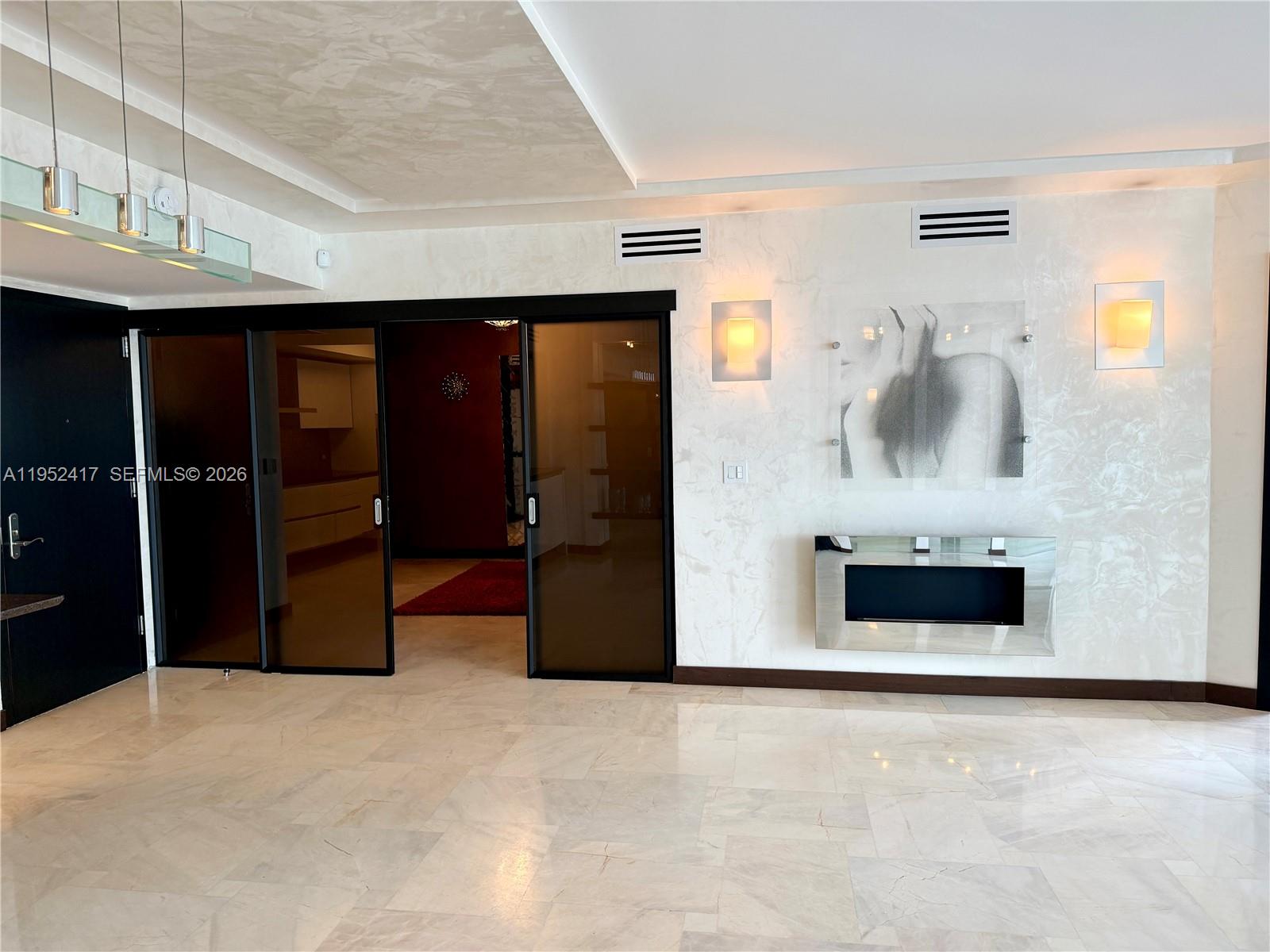 17201 Collins Ave+DEN #1403, Sunny Isles Beach FL 33160