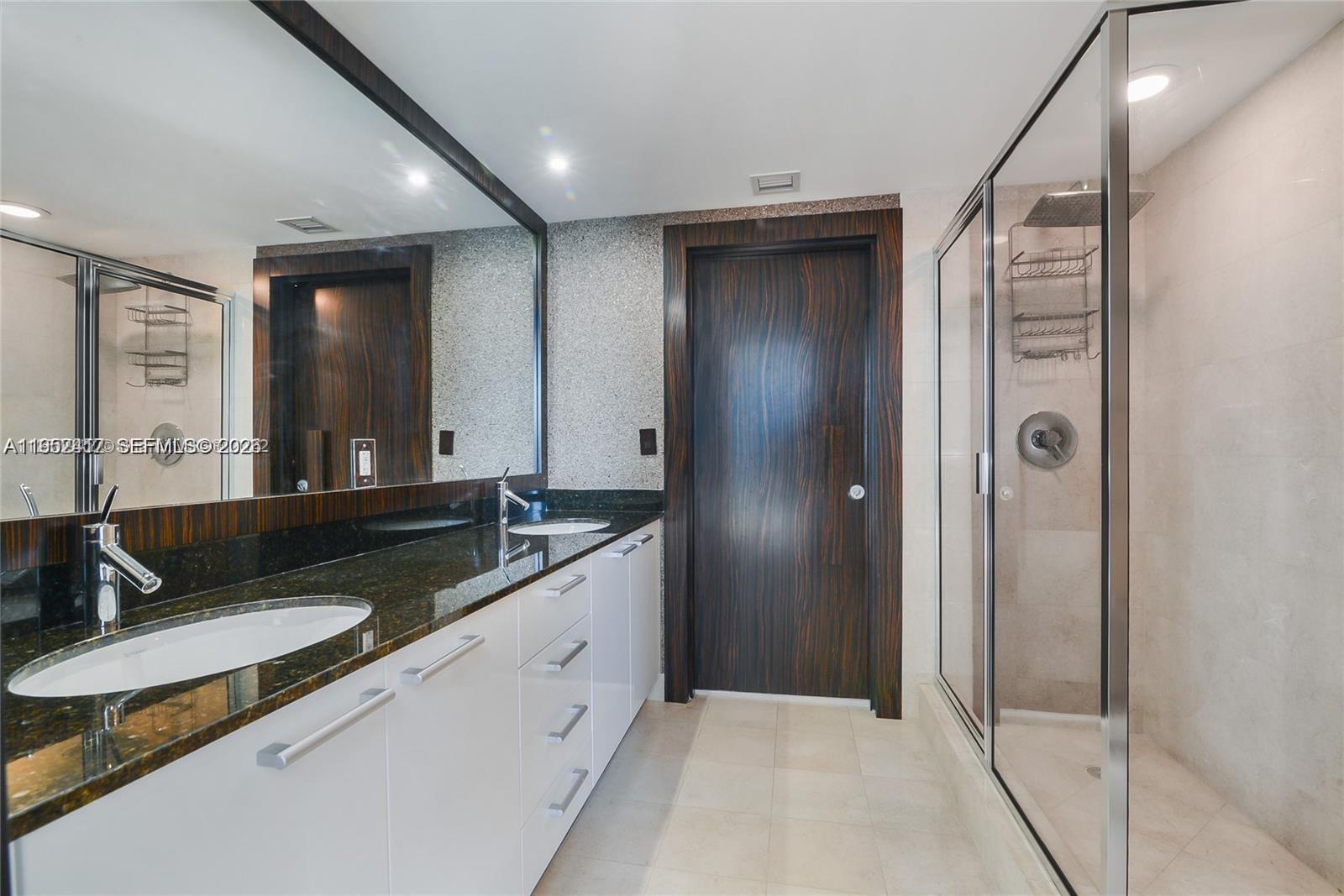 17201 Collins Ave+DEN #1403, Sunny Isles Beach FL 33160