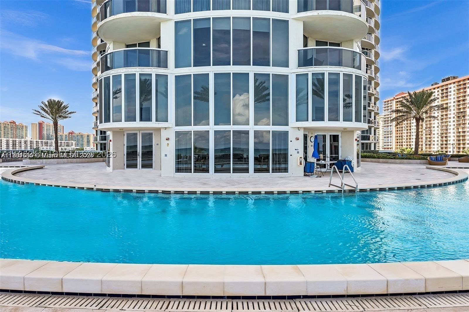 17201 Collins Ave+DEN #1403, Sunny Isles Beach FL 33160