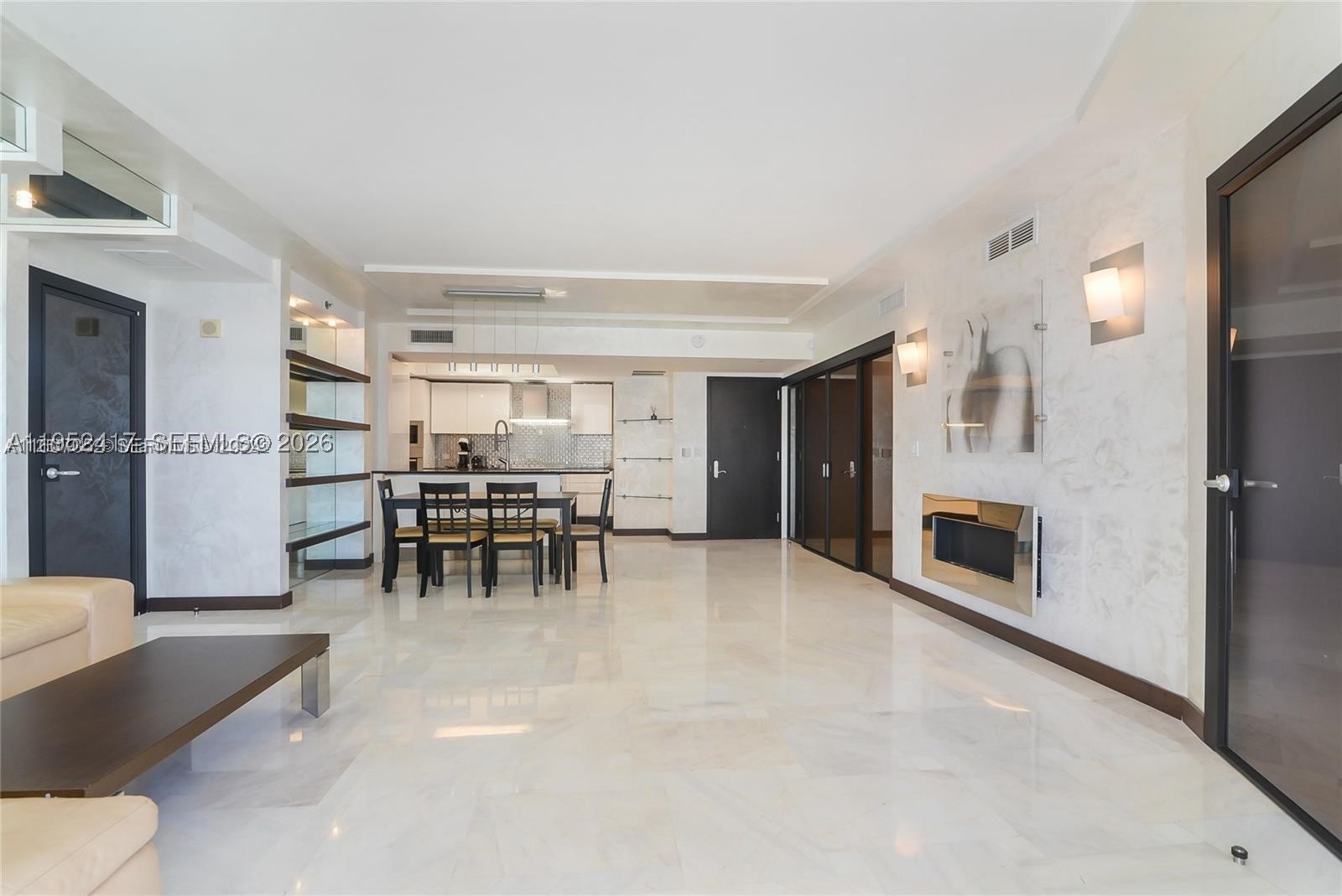 17201 Collins Ave+DEN #1403, Sunny Isles Beach FL 33160