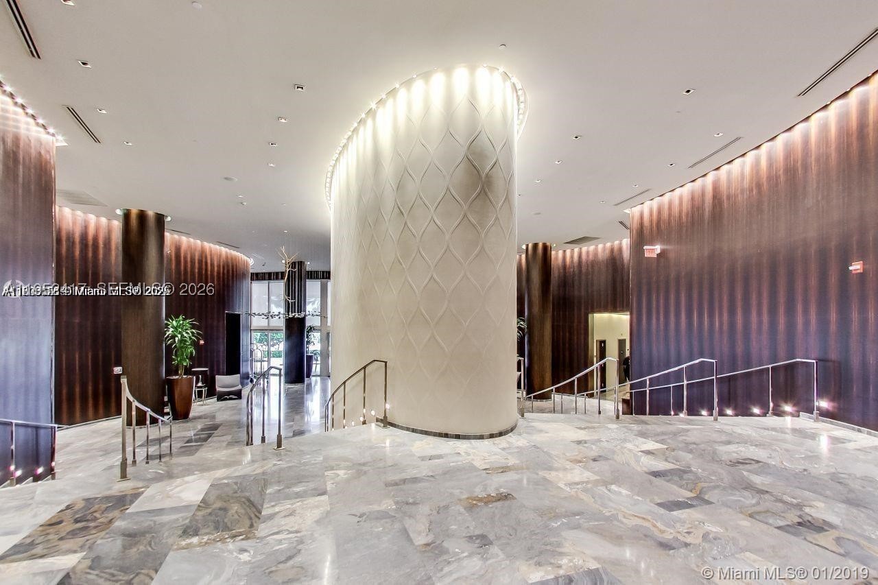 17201 Collins Ave+DEN #1403, Sunny Isles Beach FL 33160