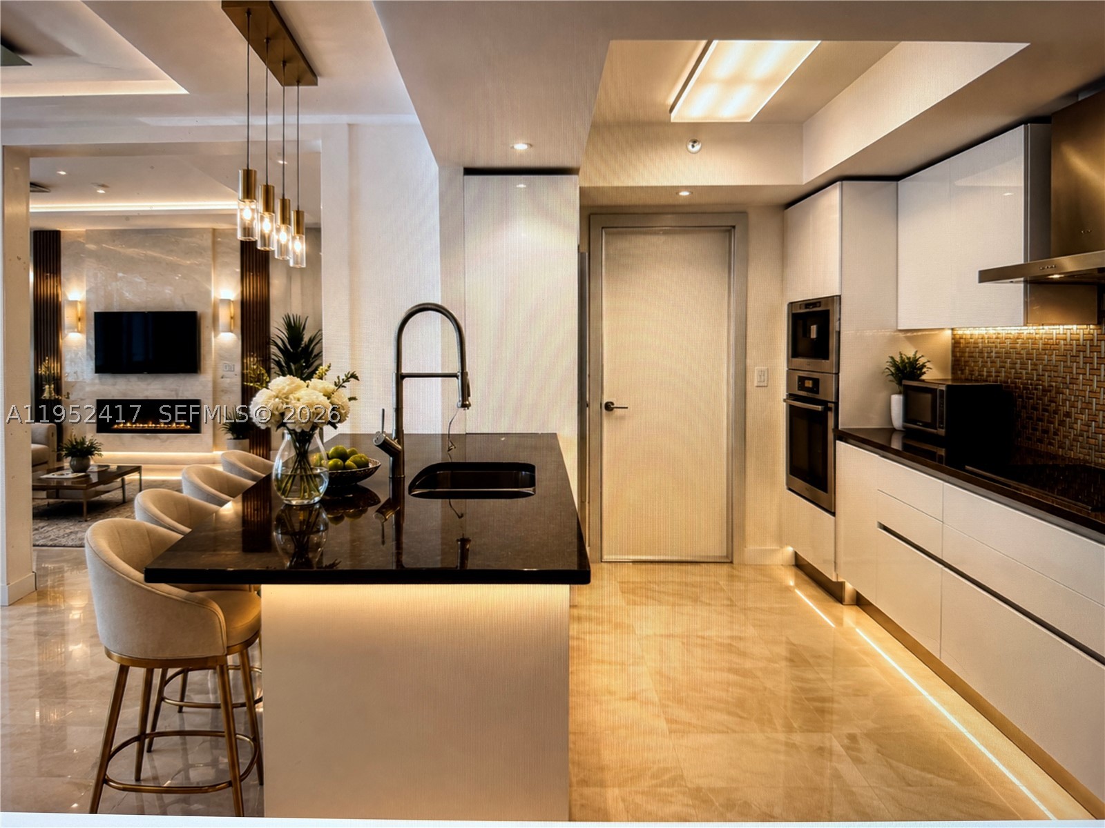 17201 Collins Ave+DEN #1403, Sunny Isles Beach FL 33160