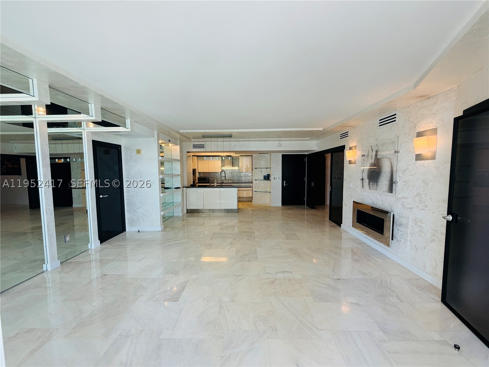 17201 Collins Ave+DEN #1403, Sunny Isles Beach FL 33160