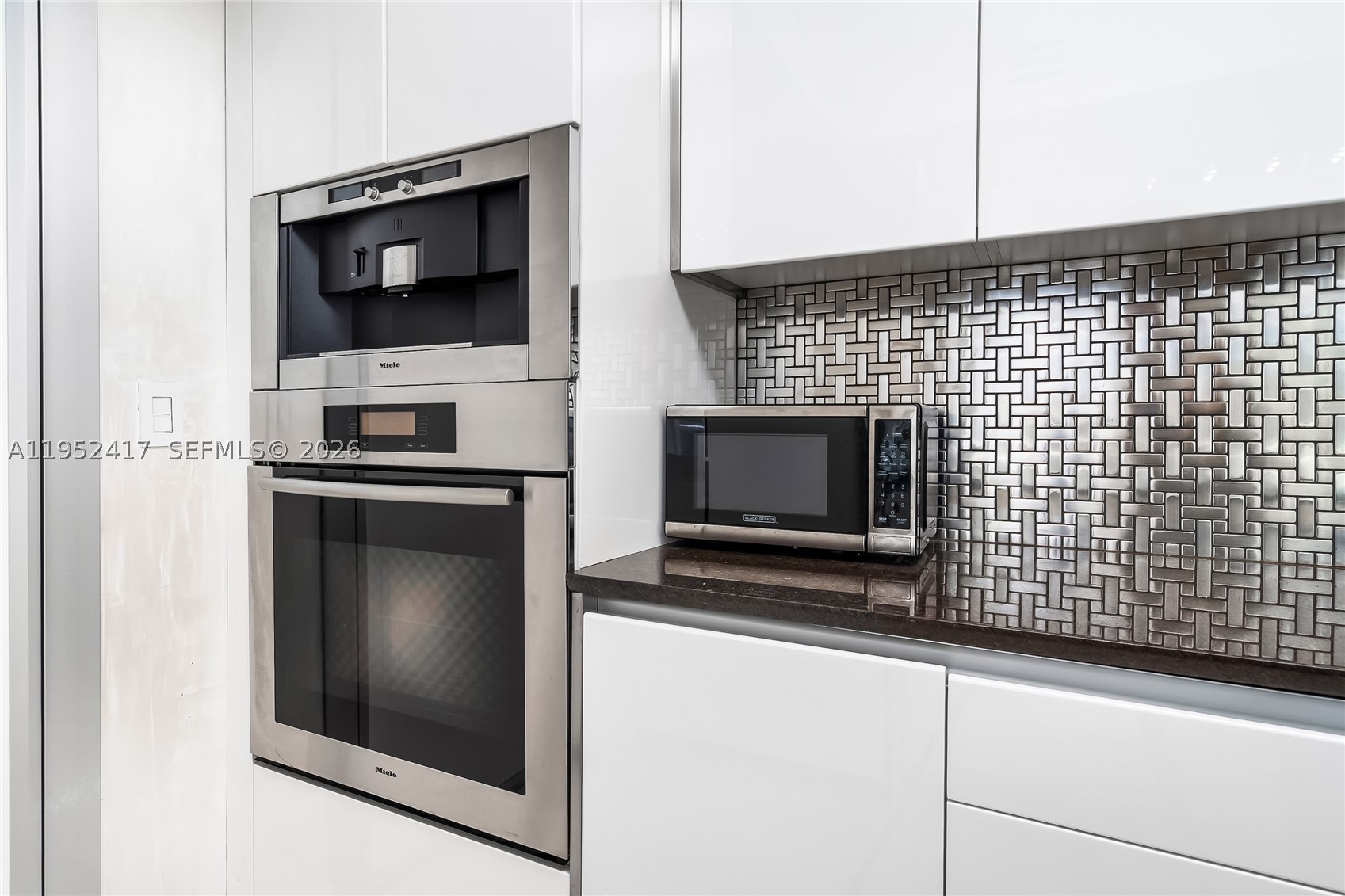 17201 Collins Ave+DEN #1403, Sunny Isles Beach FL 33160