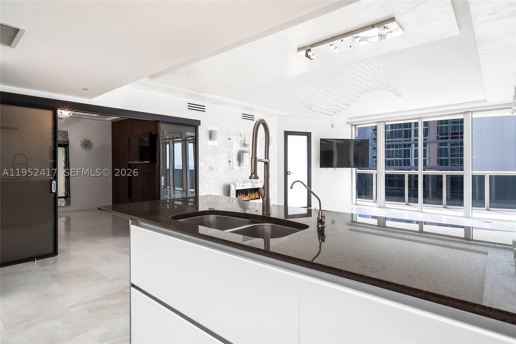 17201 Collins Ave+DEN #1403, Sunny Isles Beach FL 33160