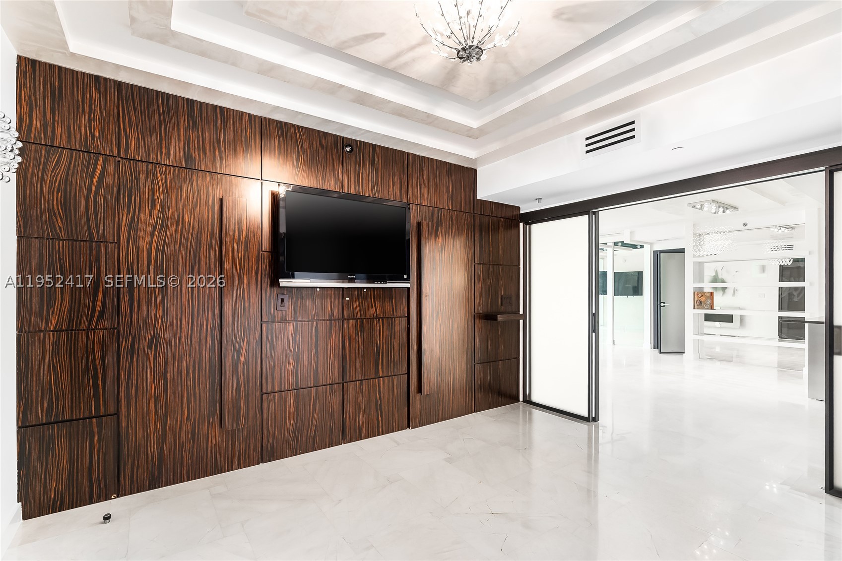17201 Collins Ave+DEN #1403, Sunny Isles Beach FL 33160