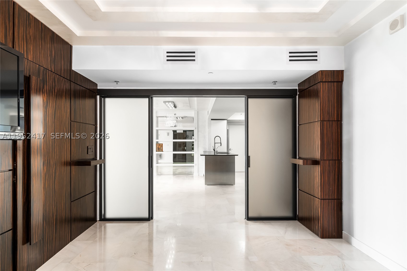 17201 Collins Ave+DEN #1403, Sunny Isles Beach FL 33160