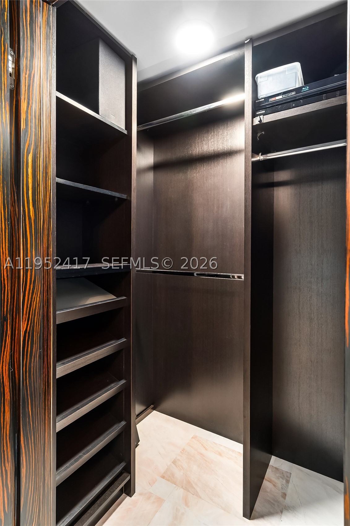 17201 Collins Ave+DEN #1403, Sunny Isles Beach FL 33160
